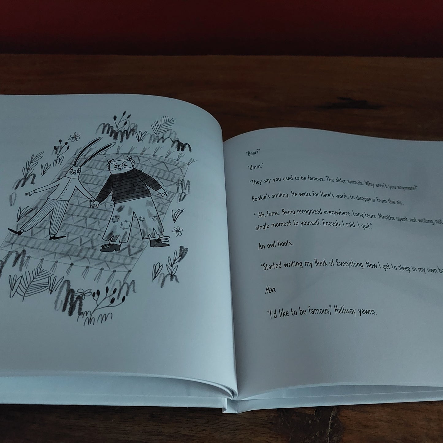 book 'Hare Halfway and the Book of Everything' - hardcover (EN)